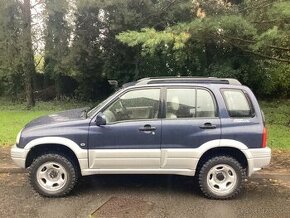 Suzuki Grand Vitara 2,5 v6 4x4