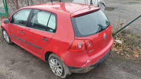 Vw golf 5,1.6i,75 kw,5kvalt,2006,klimatizace