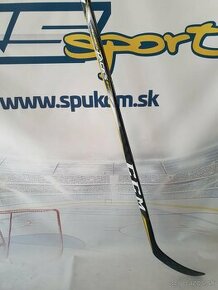 CCM SUPERTACKS2.0 pravačka 95flex p28-mierovka