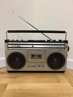 Rádiomagnetofón (boombox) Transylvania (r. 1983)