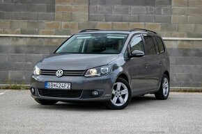 Volkswagen Touran - 1