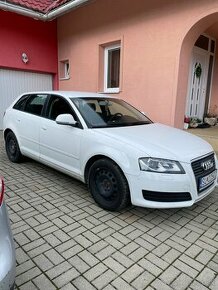 Audi A3 1.6 S-tronic - 1