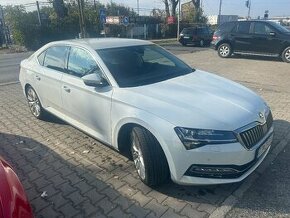 Škoda Superb 2.0 TDI SCR Sportline 4x4 DSG