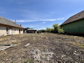 Na predaj investičný stavebný pozemok 1 313m² v Andovciach