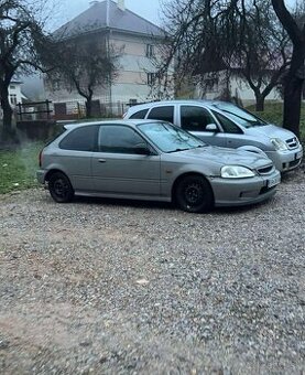 Honda civic 6g 1.4 is