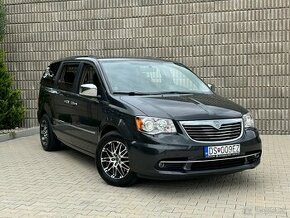 Lancia Voyager Platinum