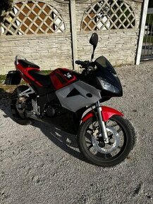 Honda cbr 125r