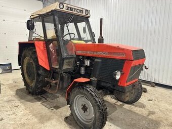 Traktor Zetor Crystal 8111