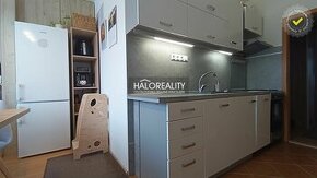 HALO reality - Predaj, trojizbový byt Prievidza, Sídlisko Ko - 1