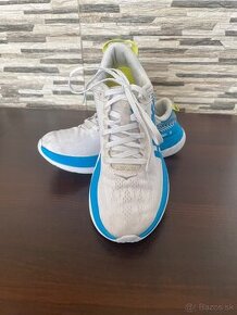 Hoka one one carbon X