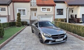 Mercedes-Benz C trieda Sedan 220 d A/T, 143 kW, A9, AMG.