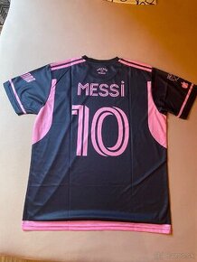 Messi Dres