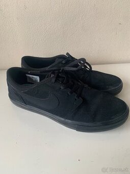 Nike sb 44 portmore