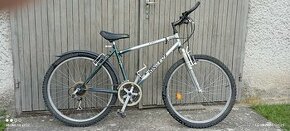 odpružený horský bike kingfox