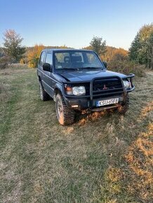 Mitsubishi Pajero 2.5TD - 1