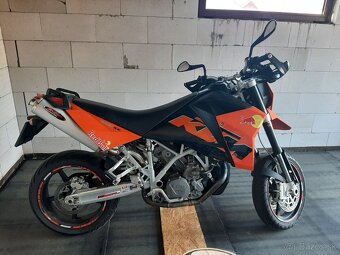 KTM 950