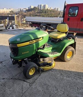 Traktorova kosačka John deere