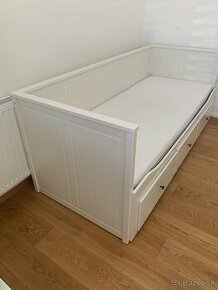 Ikea Hemnes postel s matracom