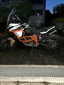 Zdravím predám KTM1090 Adventure R 2017