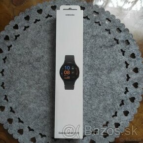 Predám hodinky Samsung Galaxy Watch FE