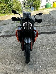 KTM 890 Adventure - 1