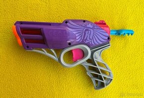 Nerf dievcenska pistol