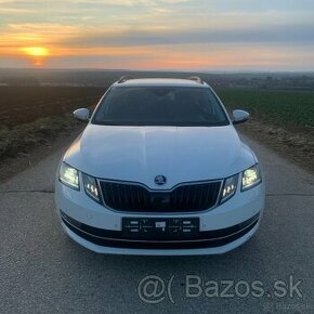 Škoda Octavia Combi 2.0 DSG 4x4 - 1