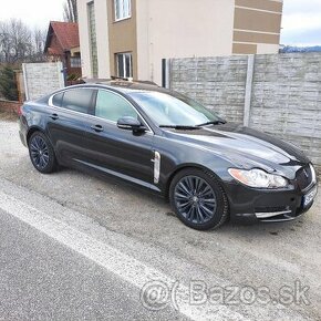 Jaguar xf 3.0 v6 biturbo 202 kw