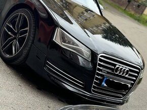 AUDI A8 4.2 FSI V8