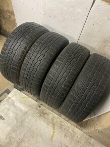 Nokian 225/65 R17 4x=100€