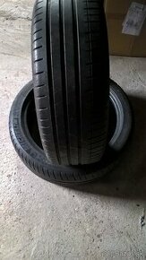 2 ks LETNÉ 215/45 ZR18 93Y MICHELIN cca 5-6 mm LEN 25,-€/kus