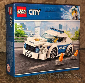 Lego City 60239 Policajné auto