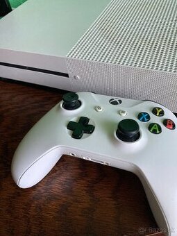 Xbox One S 512 GB