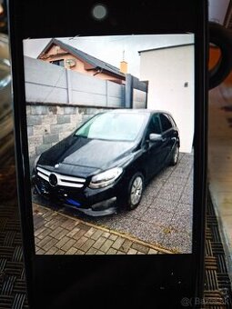 Rozpredam mercedes b w 246 iba diely