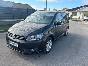 Predám Volskwagen Touran 1.6 tdi 77kw r.v 2014 edition LIFE