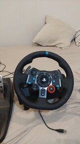 Predám logitech g29 volant, pedale + radiaca páka.