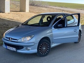 Peugeot 206 1.4 BENZÍN (2008)