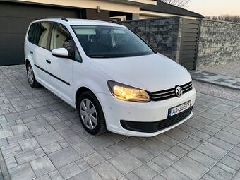 Volkswagen Touran 1.4TSi, Automat -