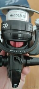 Daiwa Theory 2500 HA Novy - 1