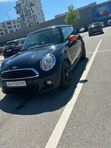 Mini cooper one minimalism