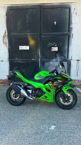 Kawasaki Ninja 500 SE