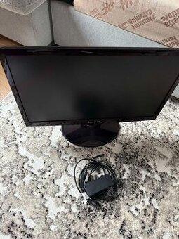 22" Samsung S22C300H ✅