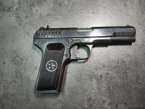 PIŠTOĽ TOKAREV TT33, r.v.1945