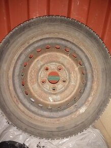 Pneumatiky 205/55R16 + plechové disky - 1