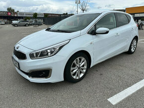 Kia Ceed SILVER 1.6 GDI 99 kw, benzín, 85600km - REZERVOVANÉ