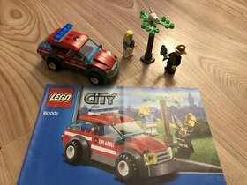 Lego CITY 60001 - Hasičské auto, zásah na strome - 1