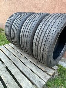 Continental 235/55 R19 4x=140€