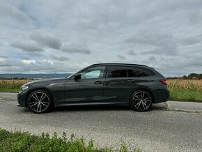 BMW rad 3 Touring 320d Touring xDrive A/T