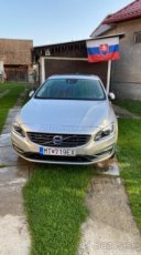 Volvo S60 T5 AWD Inscription Platinum