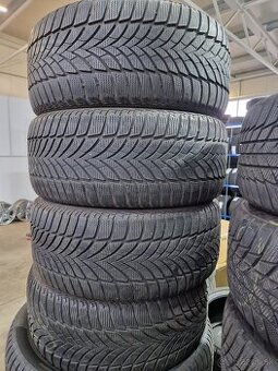 245/45R18 zimne